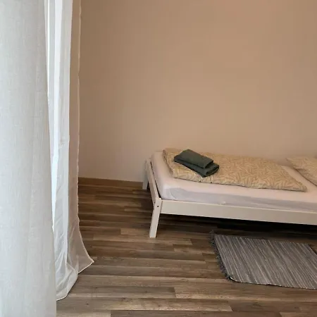 Lejlighed Cozy And Bright Single-family